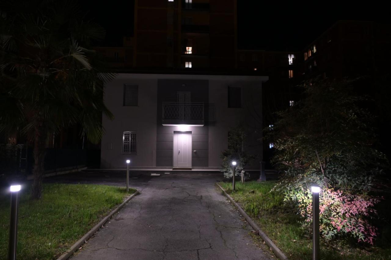 Grigio Perla Panigale, Villetta Con Giardino E Parcheggio Privato Fino A Tre Posti Auto - Un Oasi Di Tranqullita بولونيا المظهر الخارجي الصورة