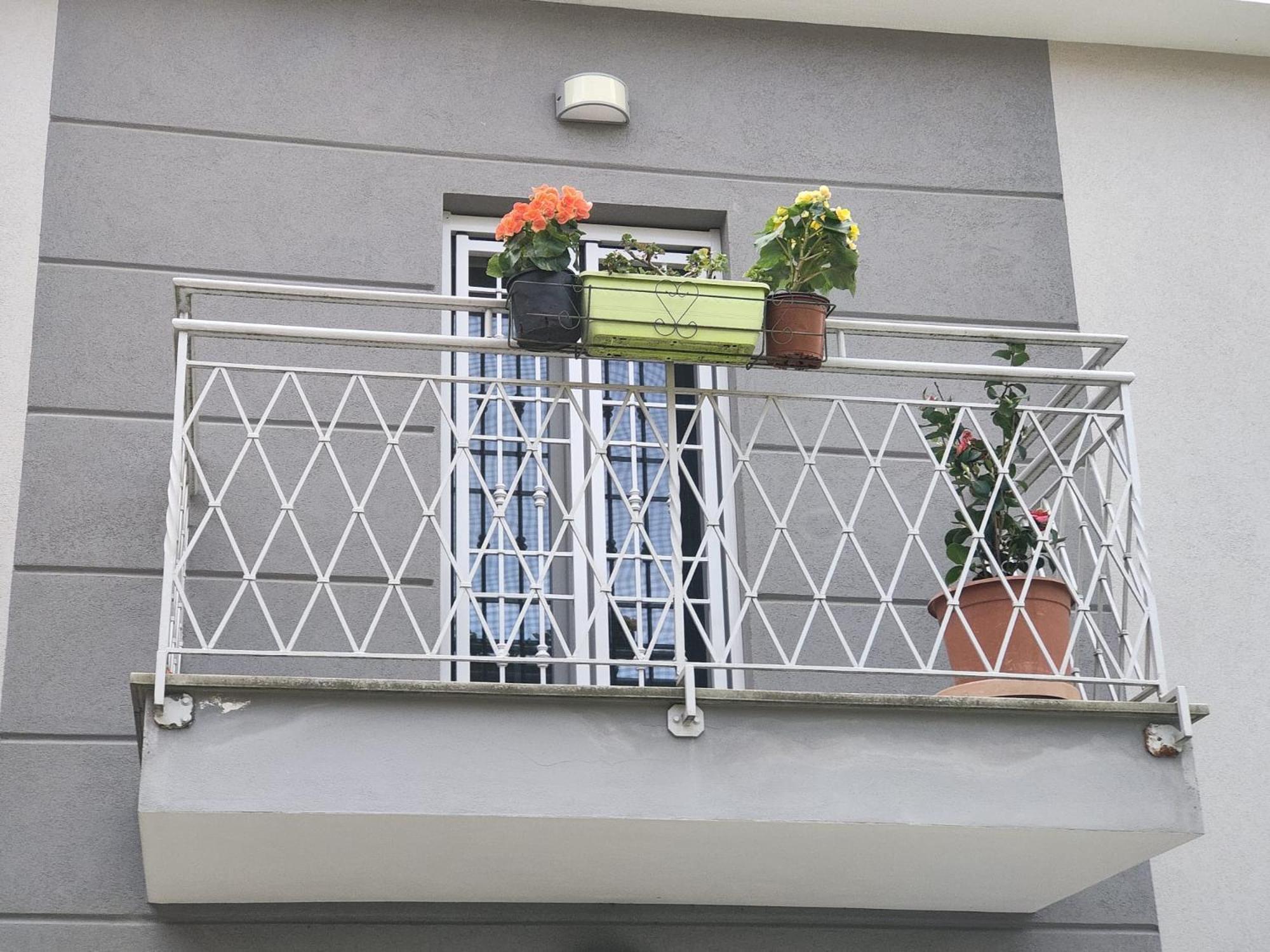 Grigio Perla Panigale, Villetta Con Giardino E Parcheggio Privato Fino A Tre Posti Auto - Un Oasi Di Tranqullita بولونيا المظهر الخارجي الصورة